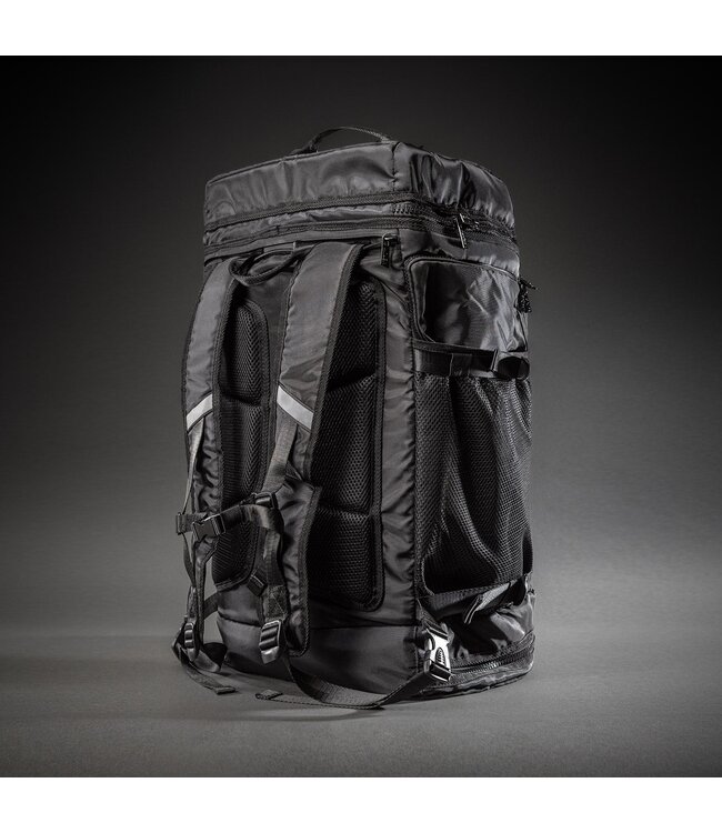 UFC Unity by Venum Fight Week sports bag with backpack‑duffel design – Black/White