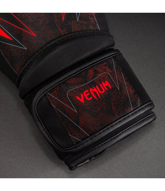 Venum Amazonia Reborn Impact Boxhandschuhe Schwarz/Rot – Boxen und Kickboxen
