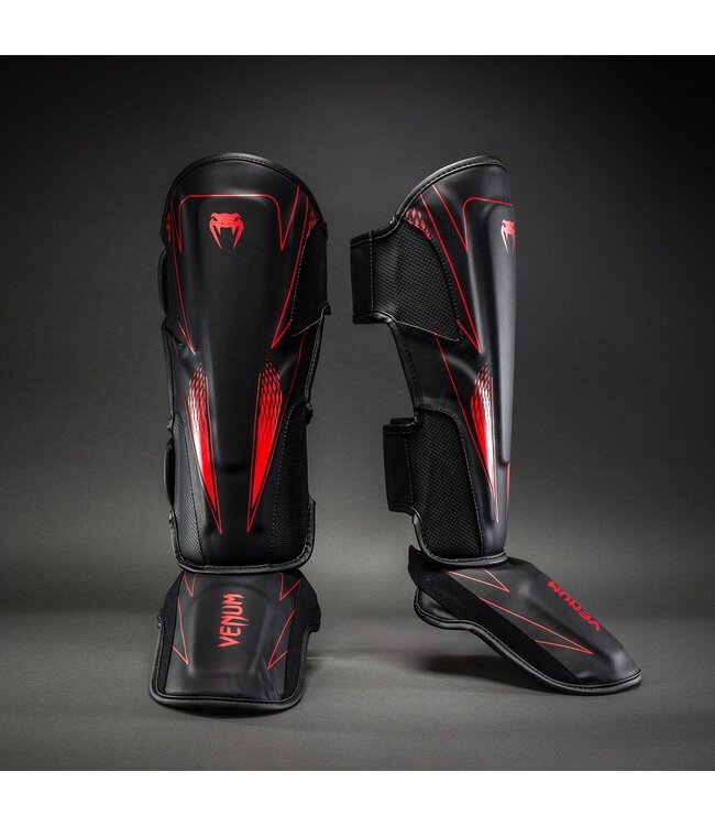 Venum Amazonia Reborn Impact Evo Schienbeinschoner Schwarz/Rot – Für Muay Thai & Kickboxen