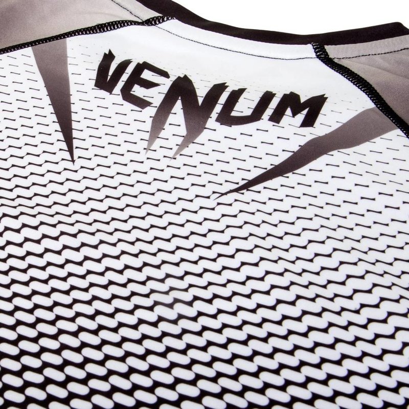 Venum Venum Eyes L/S Rash Guard Black MMA Fightstore