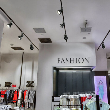 LED Trackspot Black Tracklight - Universal 3-faset - 15W dæmpbar 2700K LED Trackspot Black Tracklight - Universal 3-faset - 15W dæmpbar 2700K