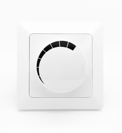 Aigostar LED Indbygget TRIAC Lysdæmper 3-60W Passer til alle dæmpbare LED-lamper Inkl. ramme Aigostar LED Indbygget TRIAC Lysdæmper 3-60W Passer til alle dæmpbare LED-lamper Inkl. ramme