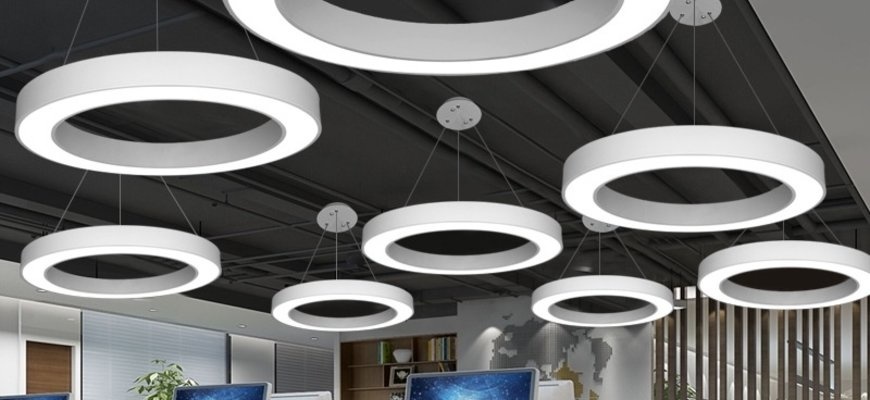 LED-belysning på kontoret 