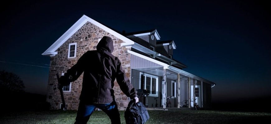 Forebyg indbrud og tyveri I feriesæsonen Forebyg indbrud og tyveri I feriesæsonen