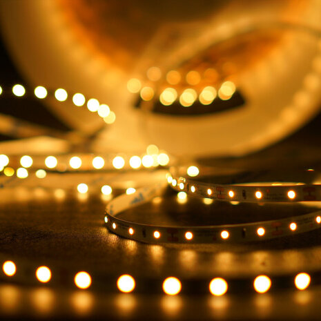 LED Line LED strip 5 meter - 12V 4,8W 60 LED'er p/m - 2700K LED Line LED strip 5 meter - 12V 4,8W 60 LED'er p/m - 2700K