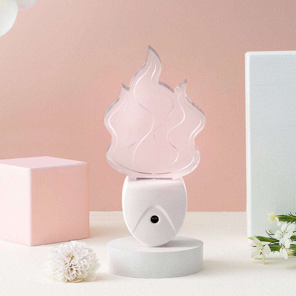 Aigostar LED Natlys flamme - 0,5W - RGB - Med skumringssensor Aigostar LED Natlys flamme - 0,5W - RGB - Med skumringssensor