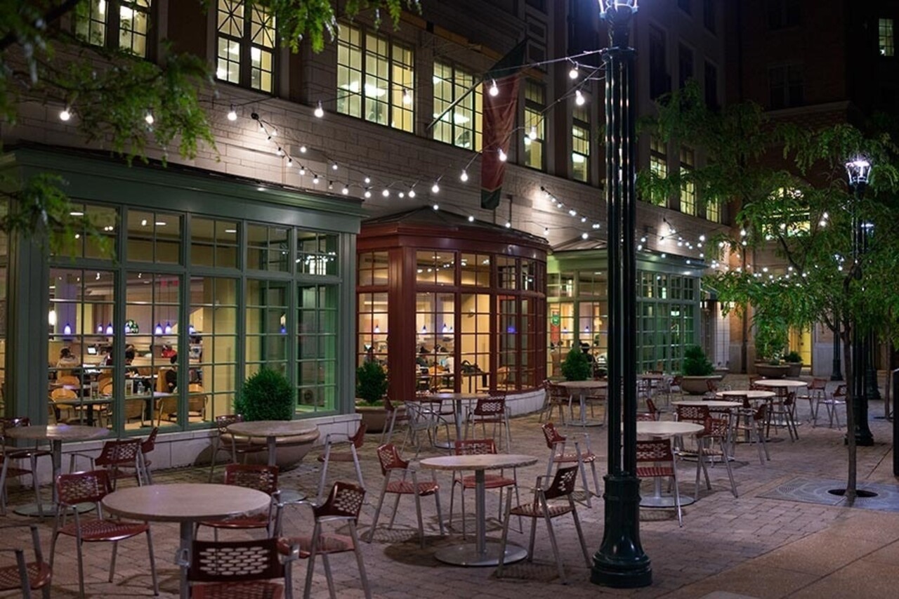 Spectrum Lysguirlande 10m - 10m - LED-lamper som tilvalg Spectrum Lysguirlande 10m - 10m - LED-lamper som tilvalg