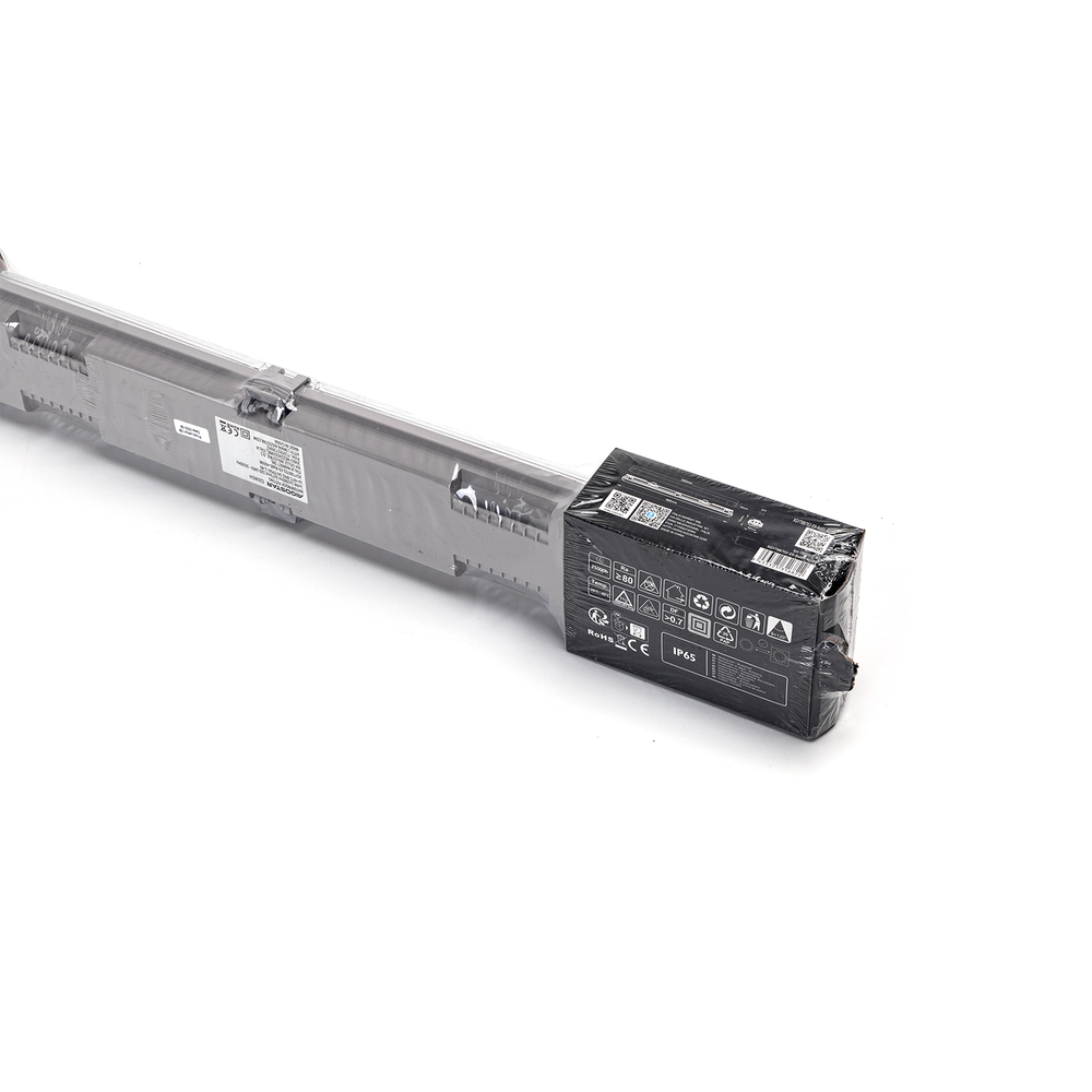 60 cm LED armatur IP65 + 2 LED lysstofrør 9W p/s - 4000K 840 neutralt hvidt lys - Komplet