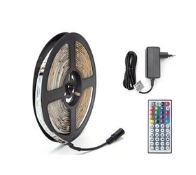 Aigostar LED-strip digital RGB - 5m 12V 24W - 30 LED'er p/m - Komplet sæt Aigostar LED-strip digital RGB - 5m 12V 24W - 30 LED'er p/m - Komplet sæt