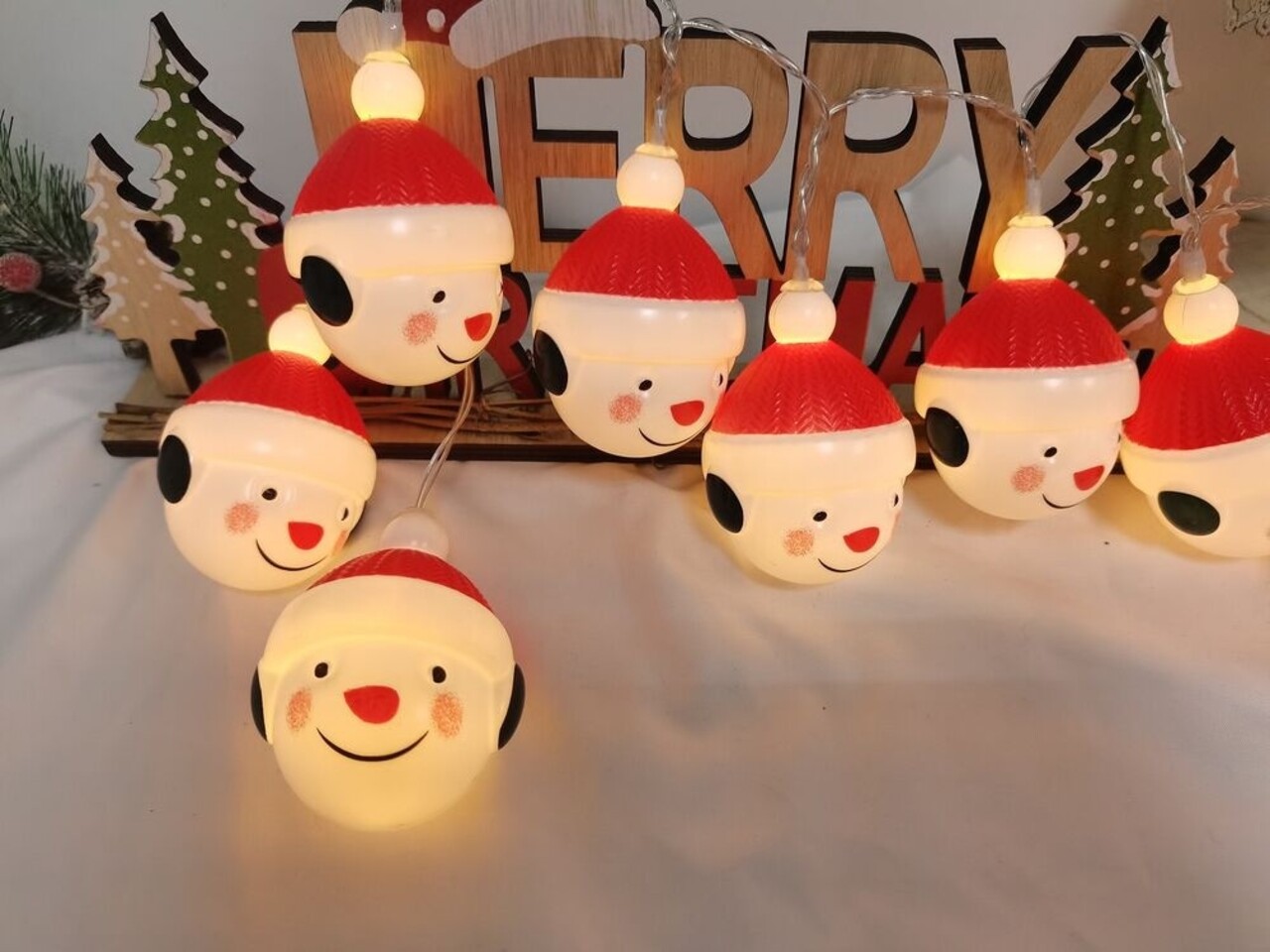 Modee Julelyskæde med Snemand - 1,2 Meter - 10 LED'er - På Batteri