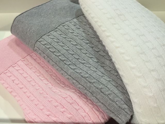 First Collection - Deken Knitted Cover Tresse