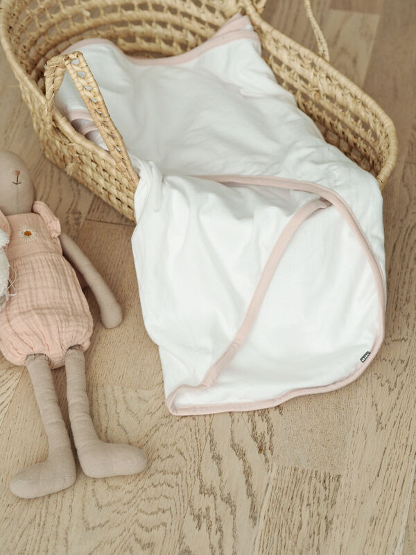 Red Castle + The Miracle Blanket