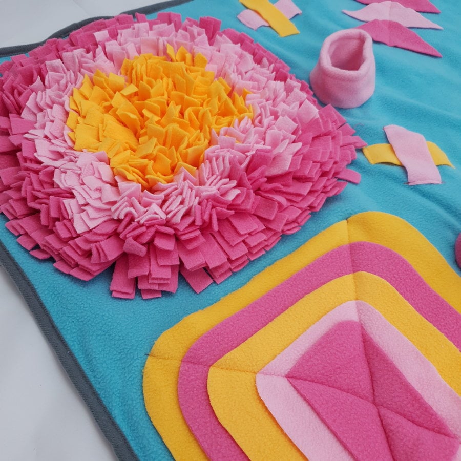 Fun House Snuffle Mat Pink