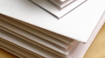 Enveloppen, zakken en papier