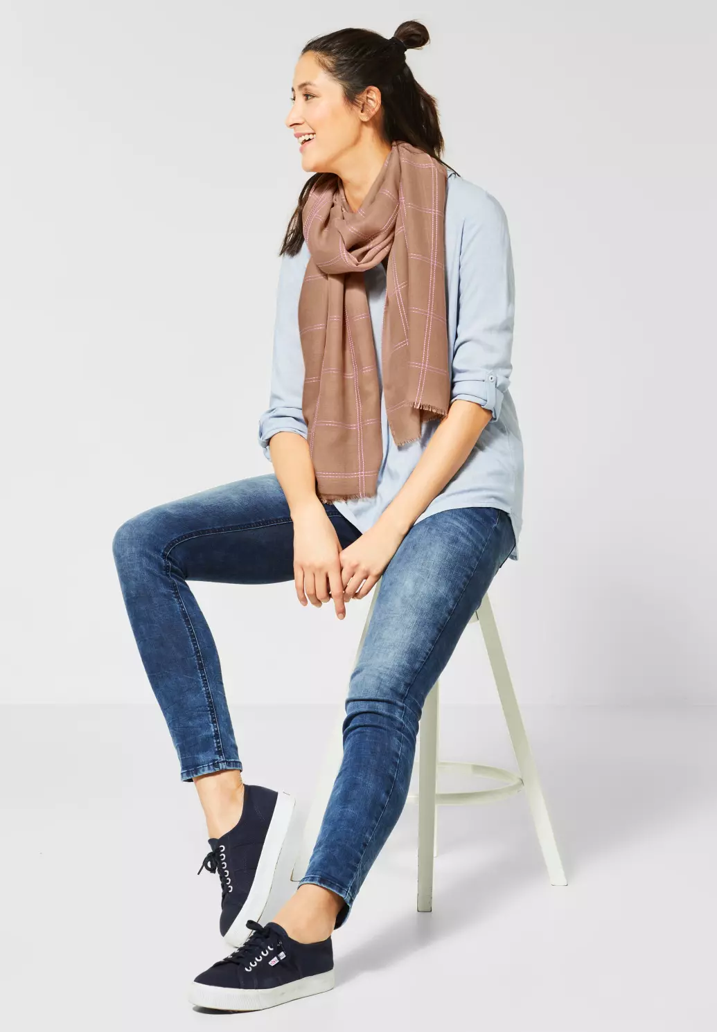 Street One Scarf with Check Print - Easy Camel
