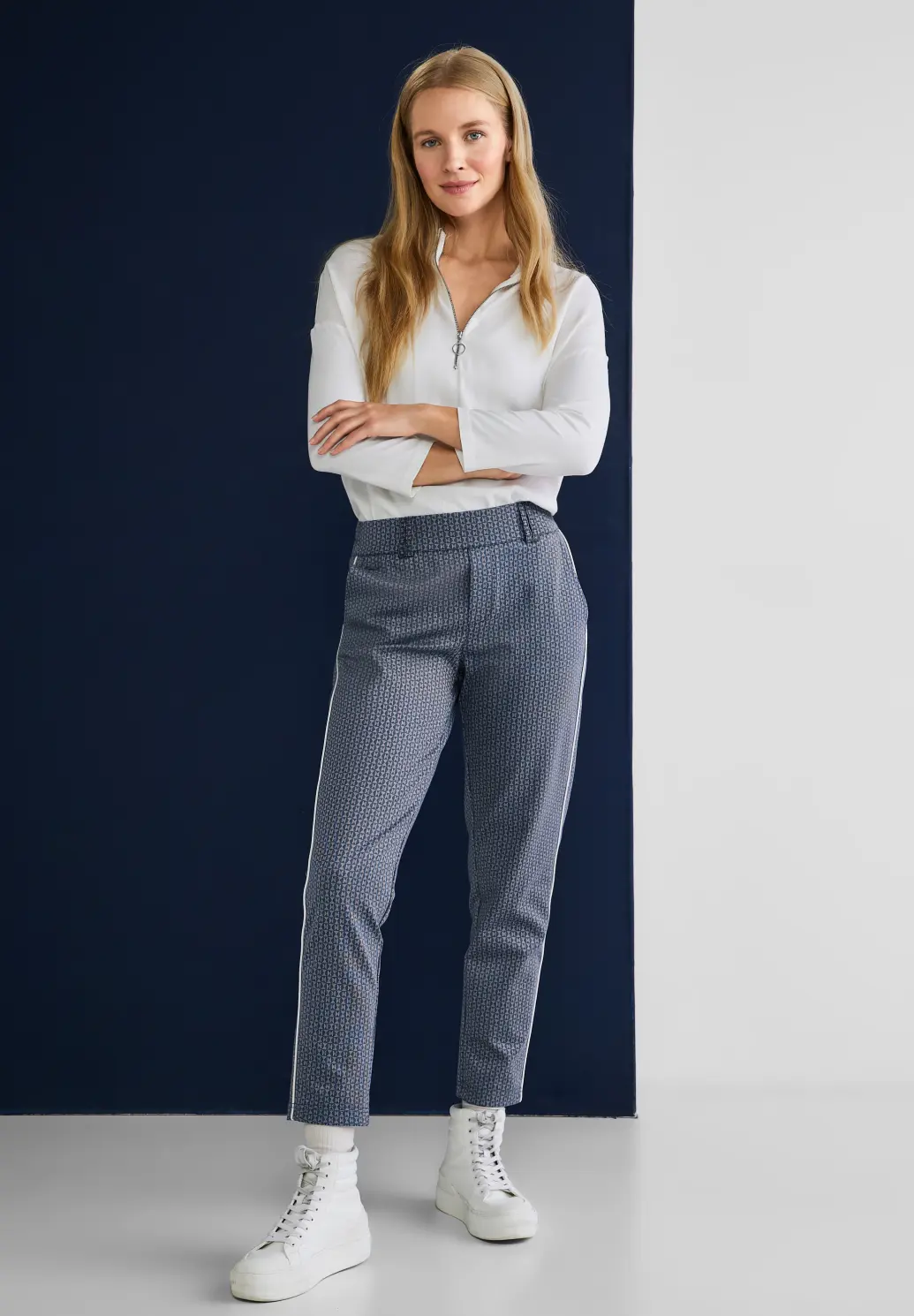 Straight Fit Jersey Trousers – Outfitters