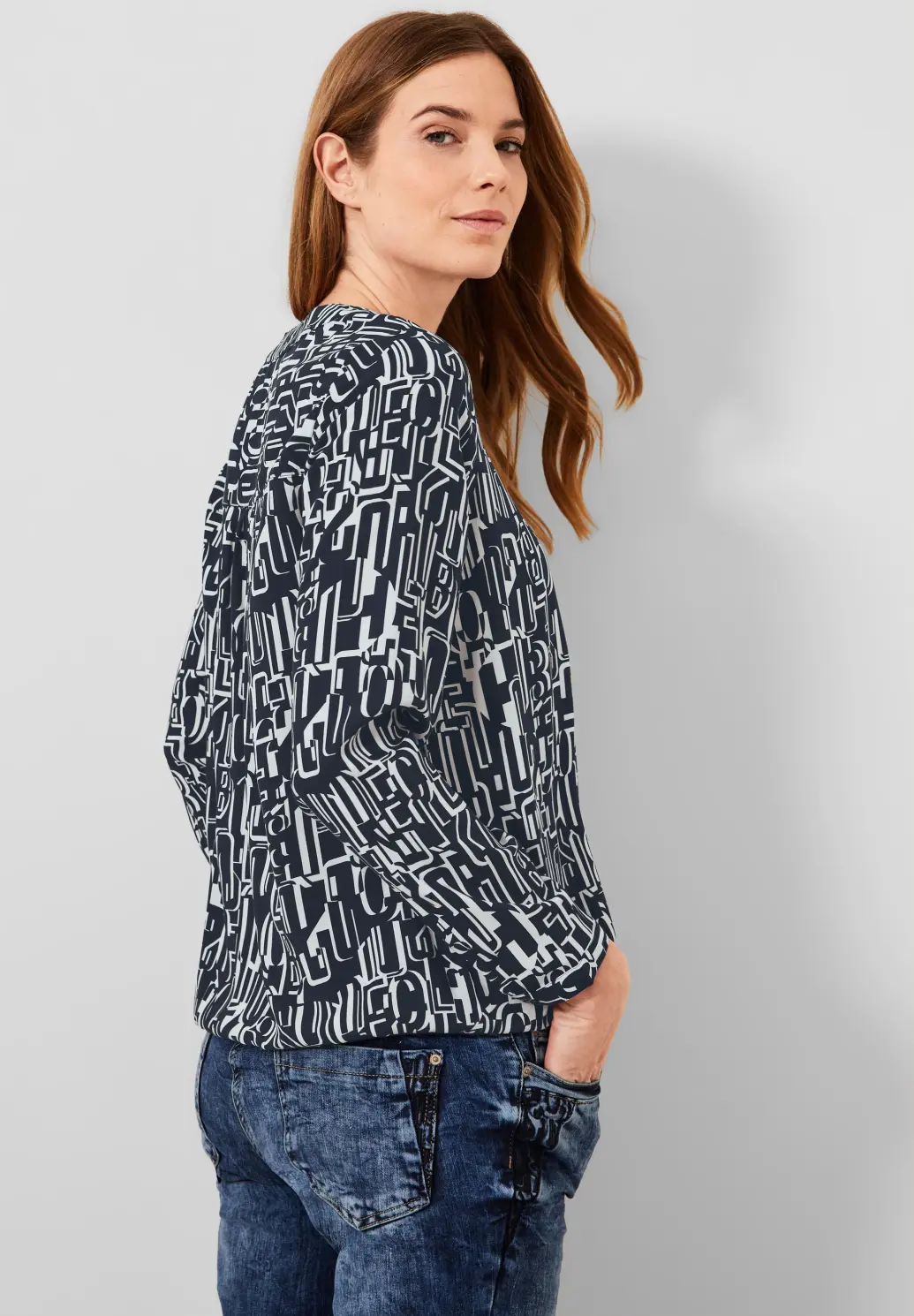 Cecil Bluse mit Buchstabenprint - Deep Blue