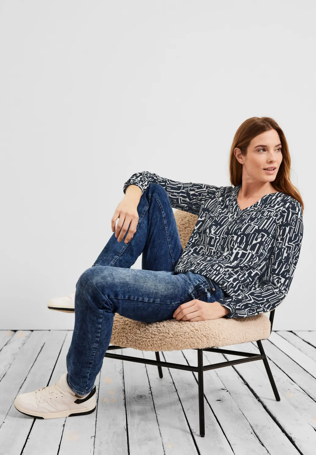 Cecil Bluse mit Buchstabenprint - Deep Blue