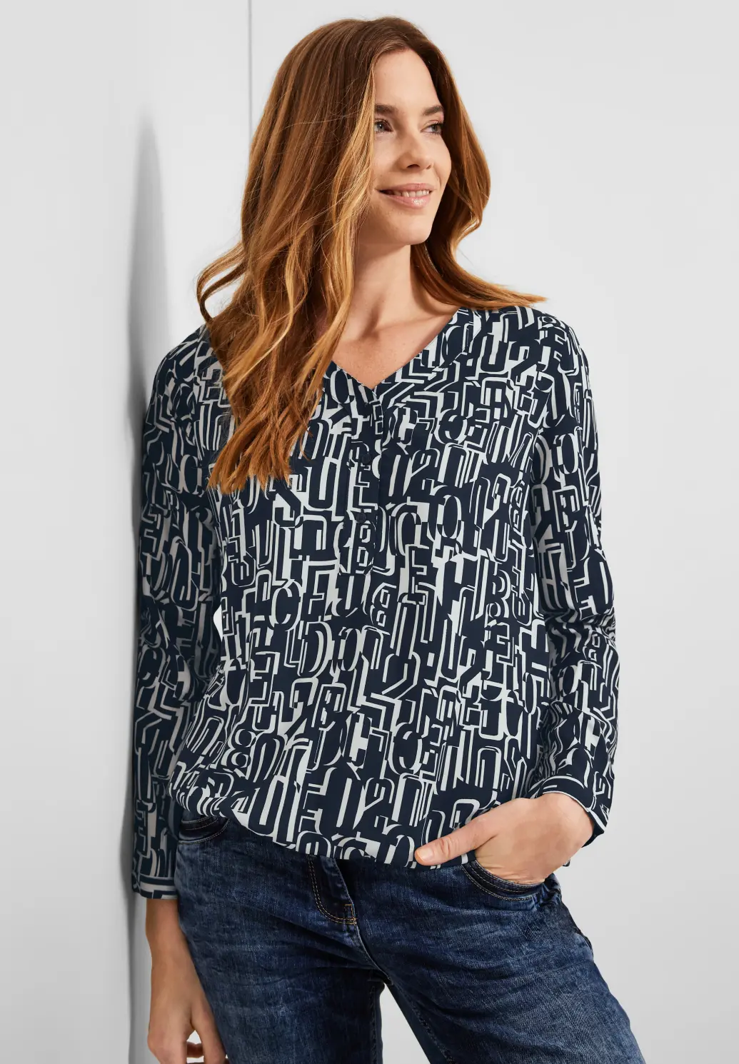 CECIL Bluse mit Buchstabenprint - Deep Blue | - Cotton Blues