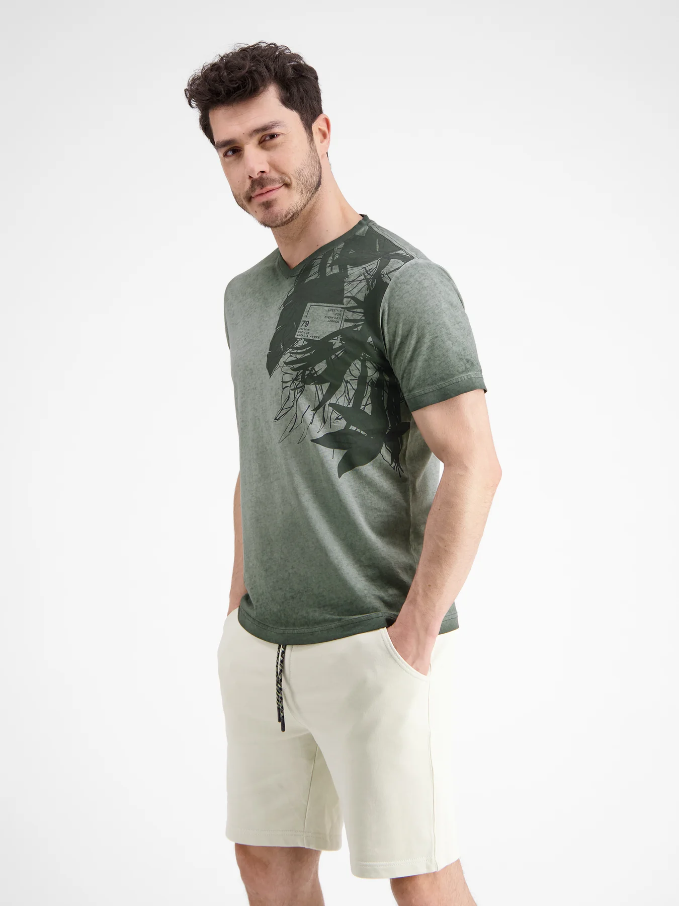 LERROS T-Shirt met V-hals en Print - Chilled Olive / Groen | - Cotton Blues | T-Shirts
