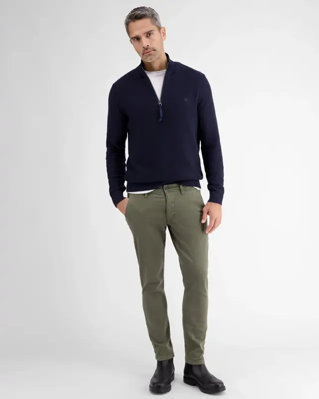 Lerros Chino in softer Hyperflex-Stretch-Qualität - Aged Olive