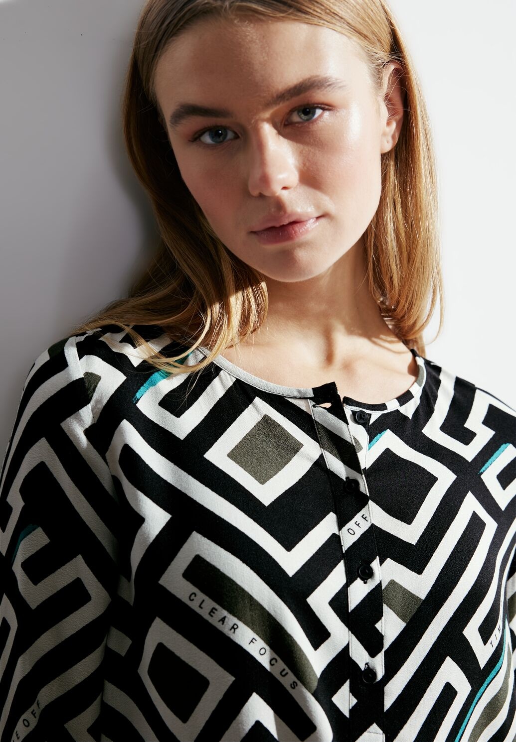 Cecil Blouse with Allover Print - Black