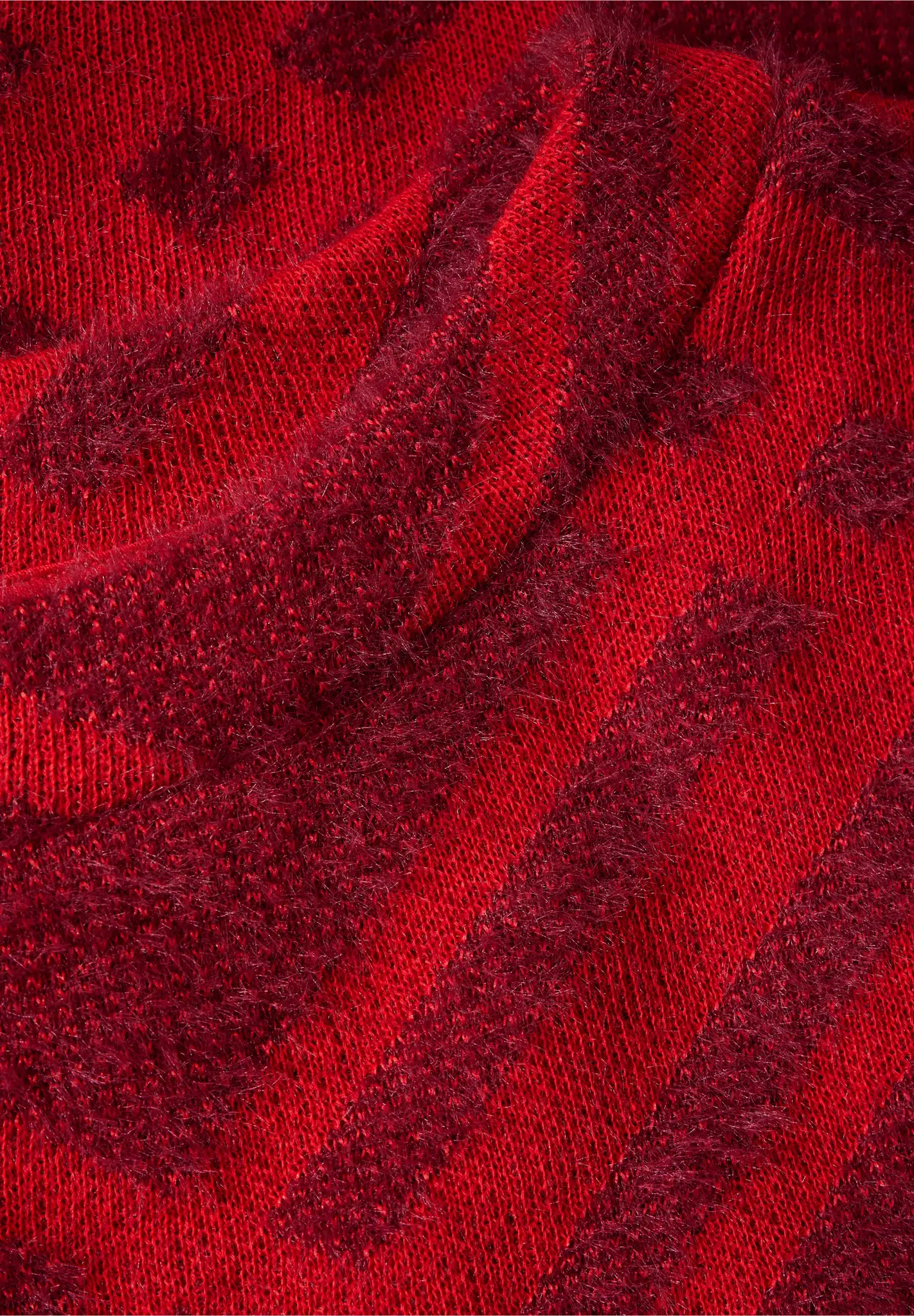 Street One Flauschiges Langarmshirt - Beet Red