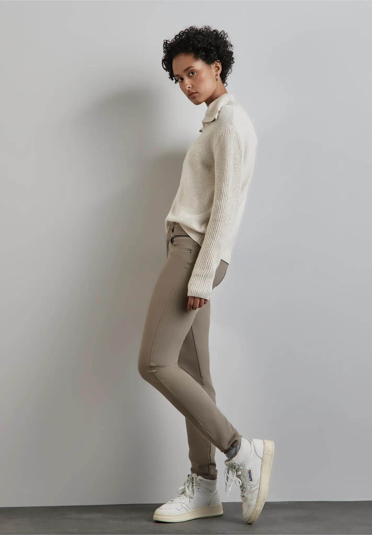 Street One Broek met Ritsdetails York - Ashen Maple Beige