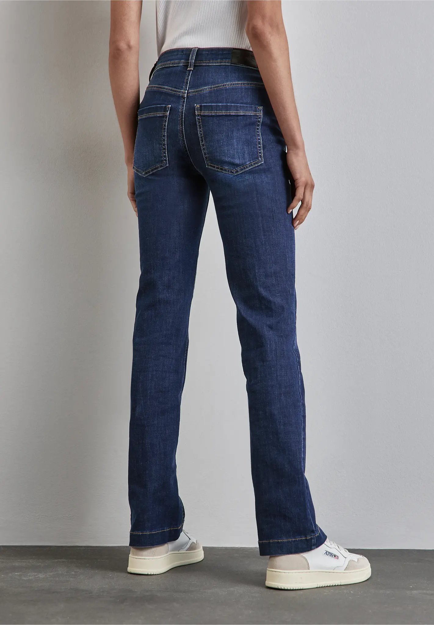 Jeans Donna Street One Bootcut Blu: Slim Fit Con Vita Media, Modello 5 Tasche Comfortevole