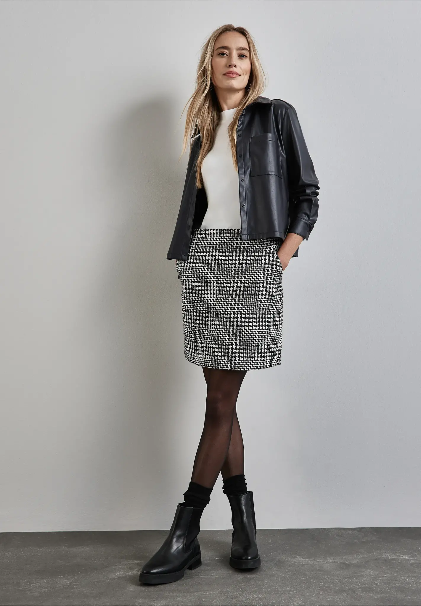 Street One Bouclé Rock Maja - Black