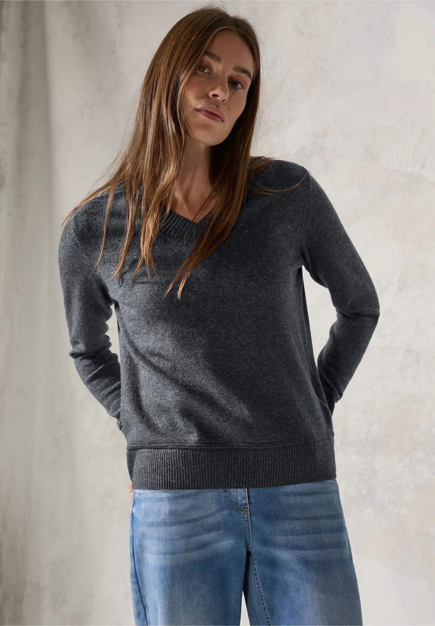 Cecil Short Jumper - Charcoal Grey Melange