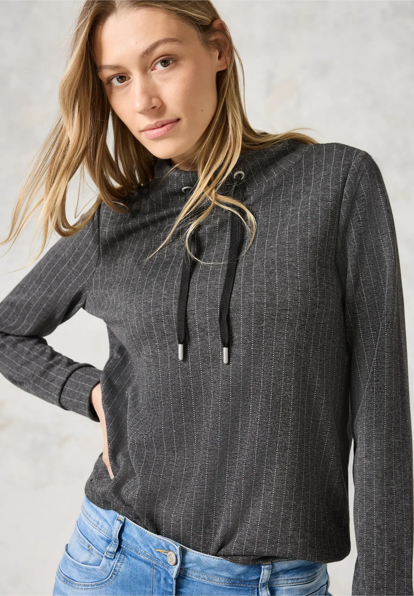 Cecil Shirt in Krijtstreep Look - Dark Grey Melange