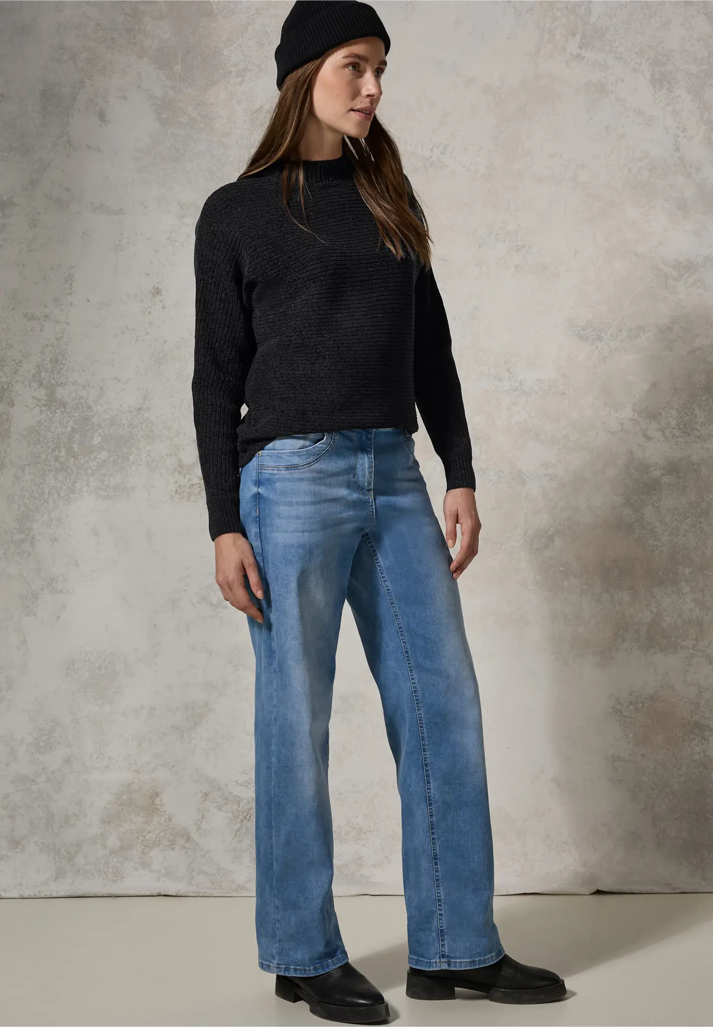 Cecil Chenille Dolman Pullover - Deep Charcoal Grey