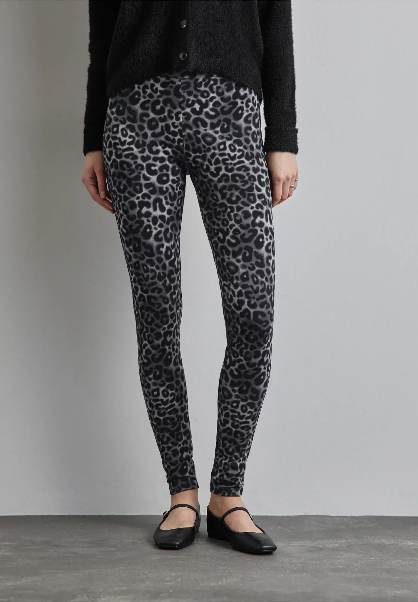 Street One Leggings mit Leo-Print - Whale Tale Grey