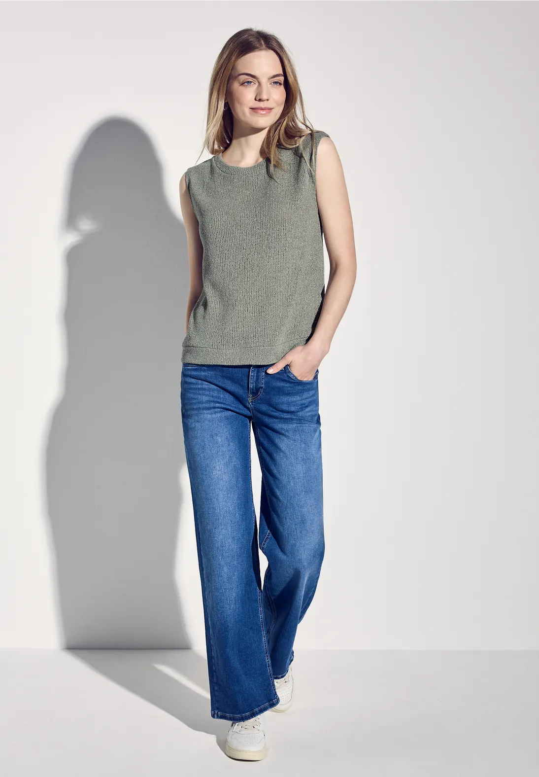 Street One Top met Glittergebreide Look - Dusty Milky Green