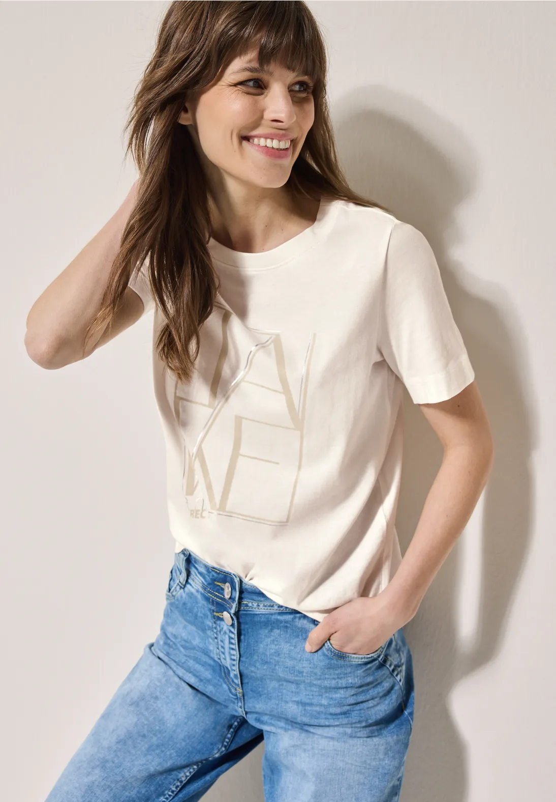 Cecil Shirt with Artwork - Vanilla White