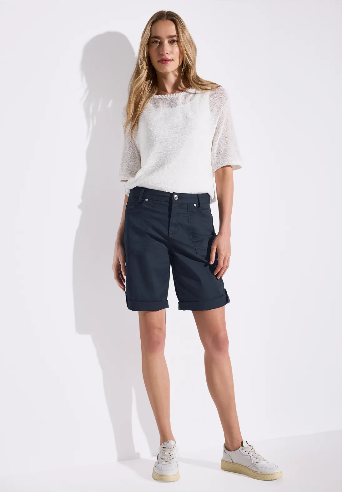 Street One Bermuda met Omslag Yulius - Deep Blue