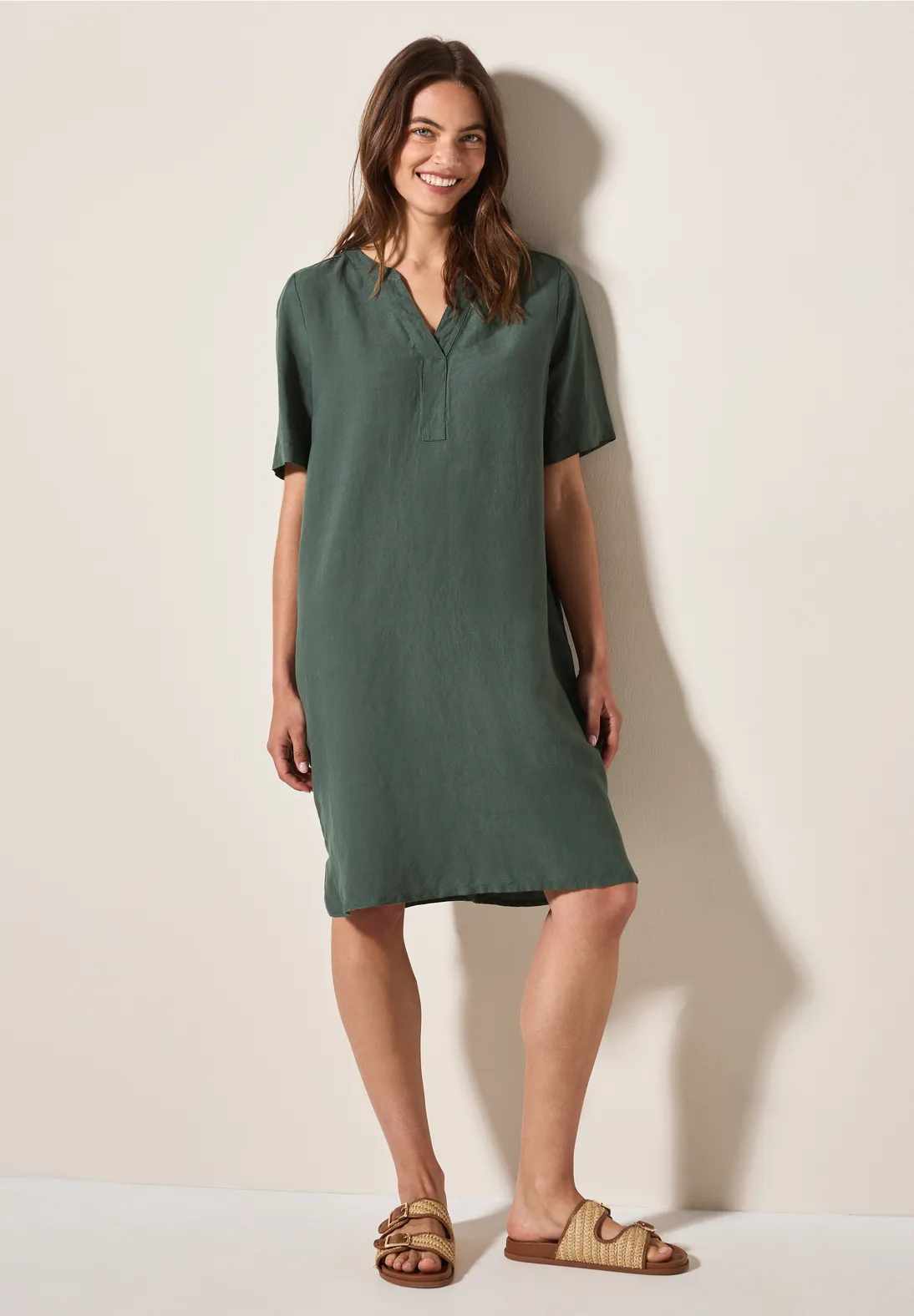 Cecil Split Neck Kleid - Balmy Khaki