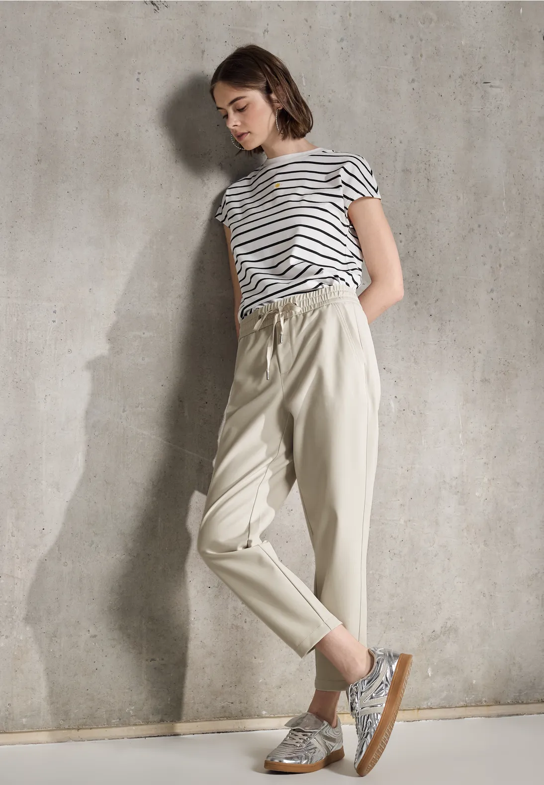 Street One Studio Travel Chino Hose - Moonstone Sand