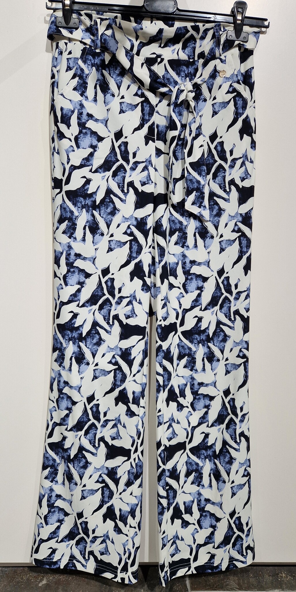 Elvira Collections Travel Pants Cleo - Travel Leaves