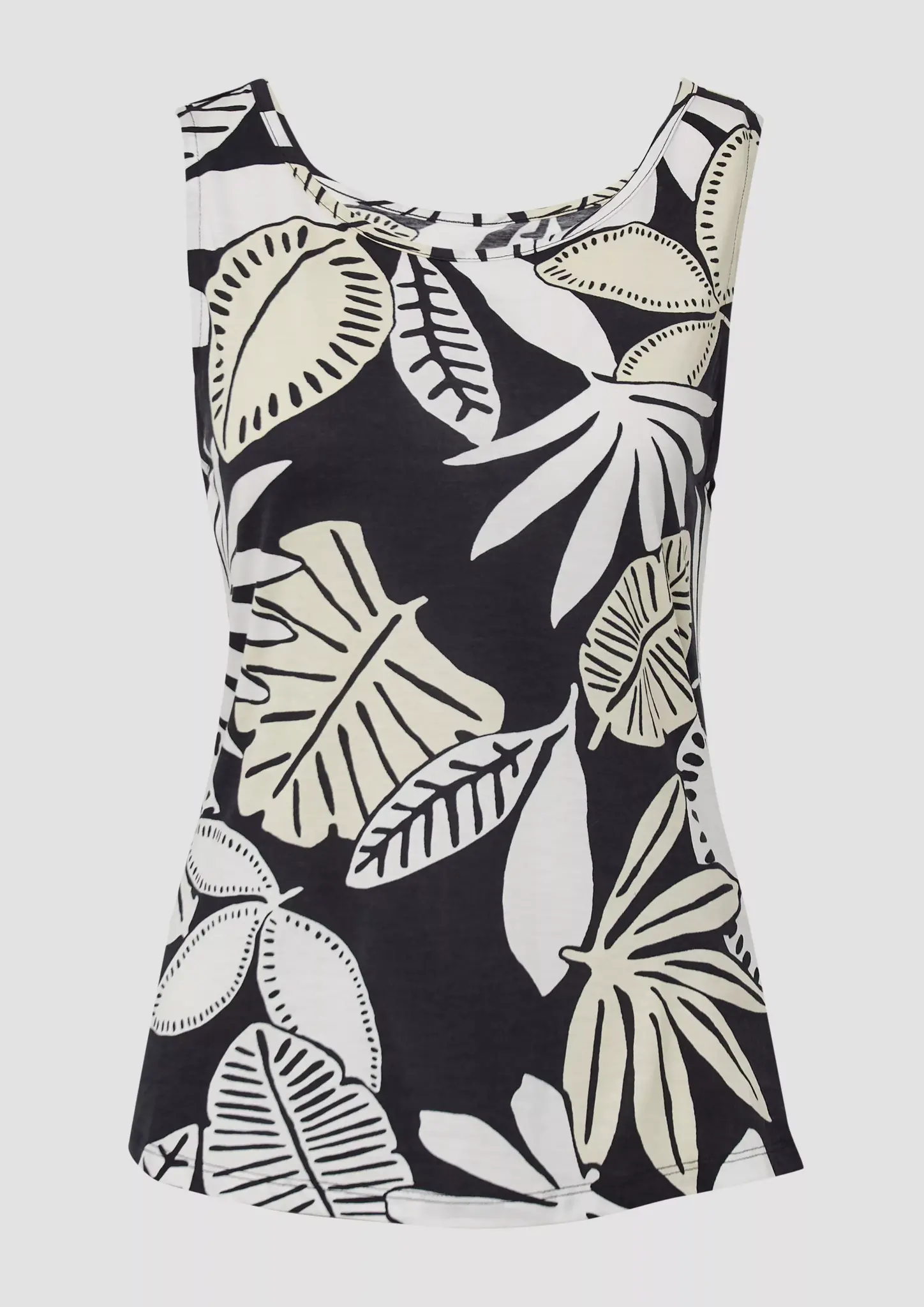 S. Oliver Top with Cut-Out - Black