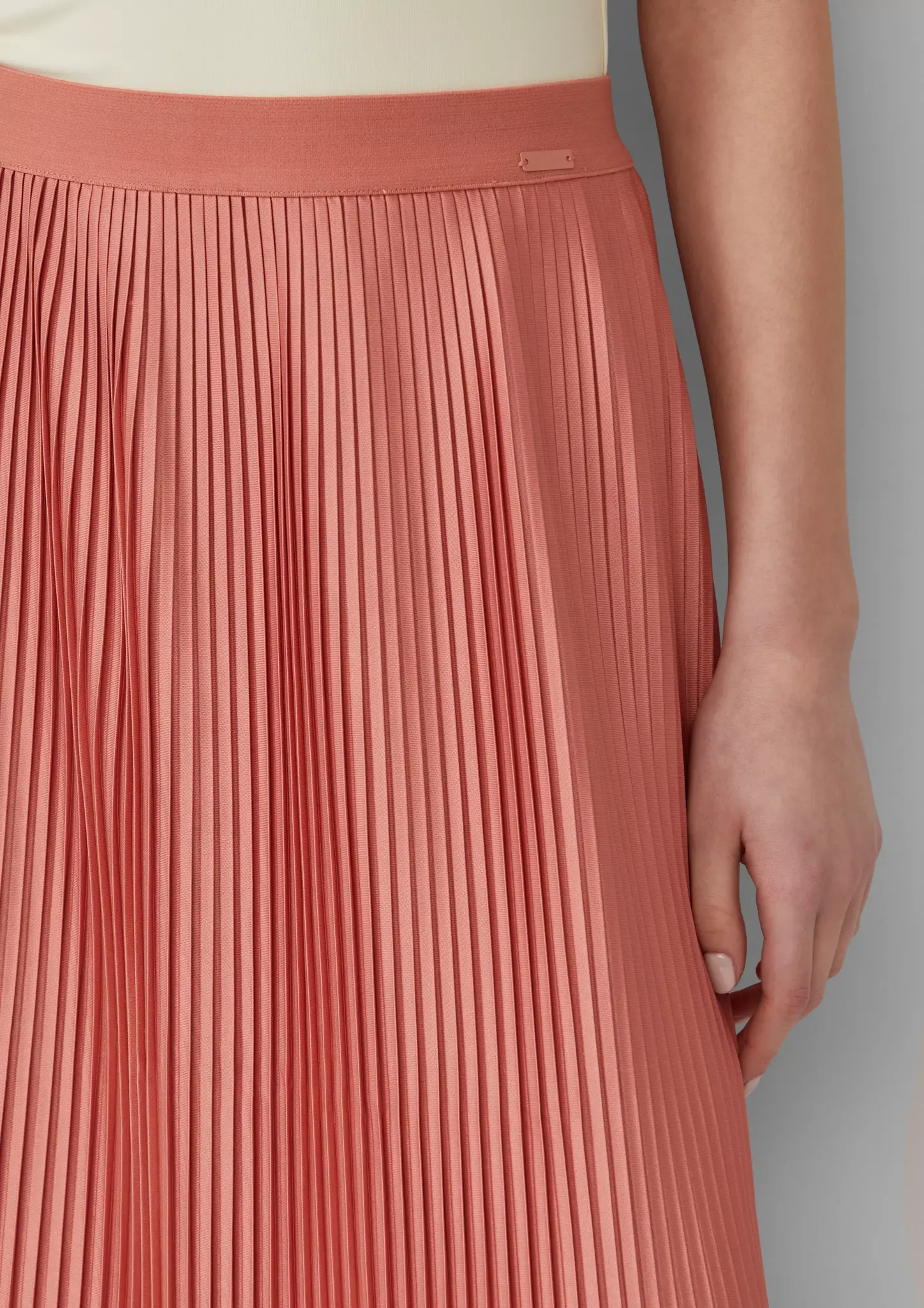 S. Oliver Skirt with Pleats - Papaya
