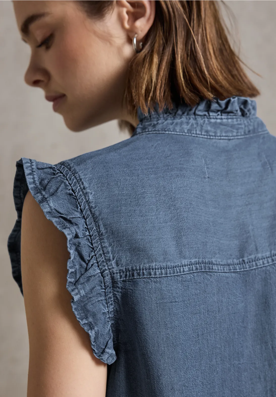 Street One Studio Bluse mit Rüschendetails - Medium Blue Soft Washed
