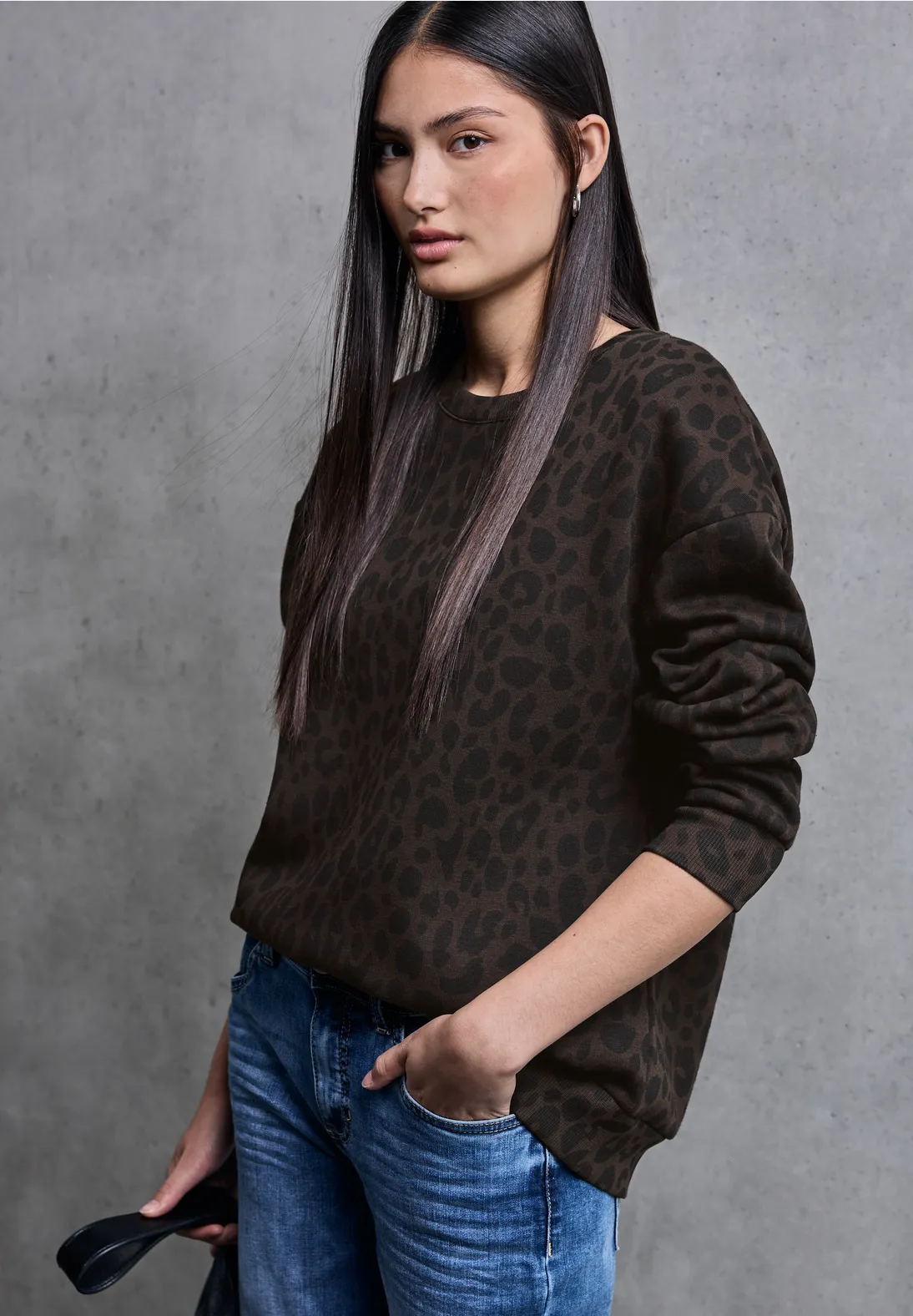 Street One Loose Fit Leo Pullover Dark Auburn Brown Cotton Blues