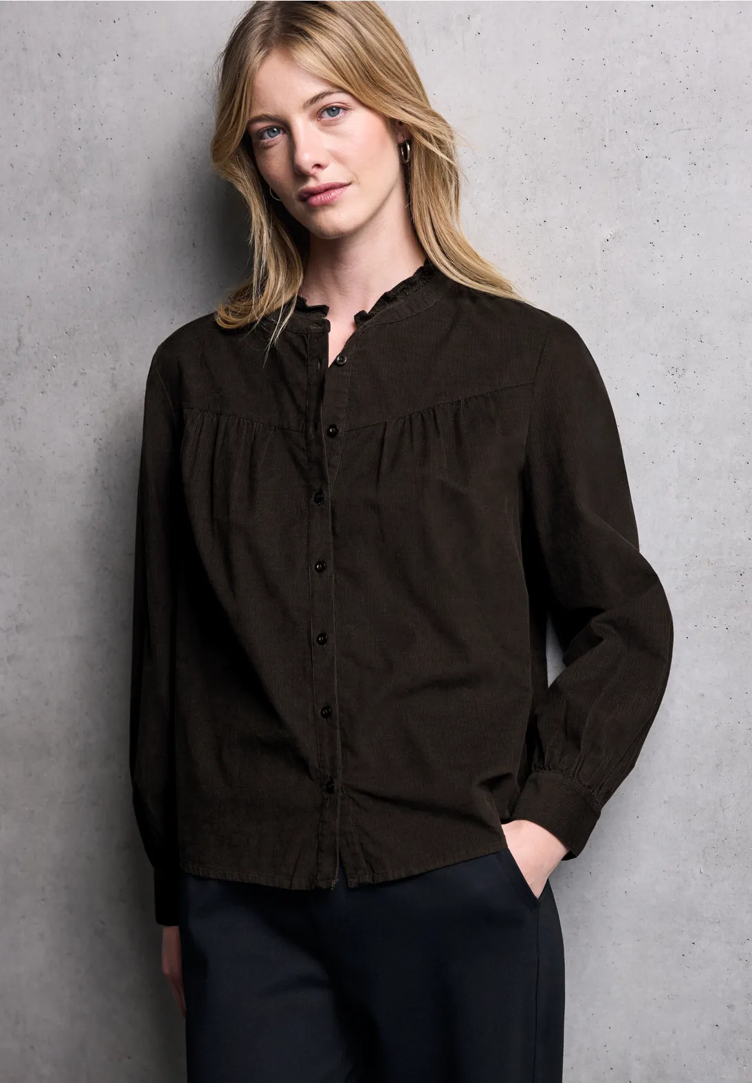 Street One Studio Cordbluse mit Rüschendetails - Dark Auburn Brown