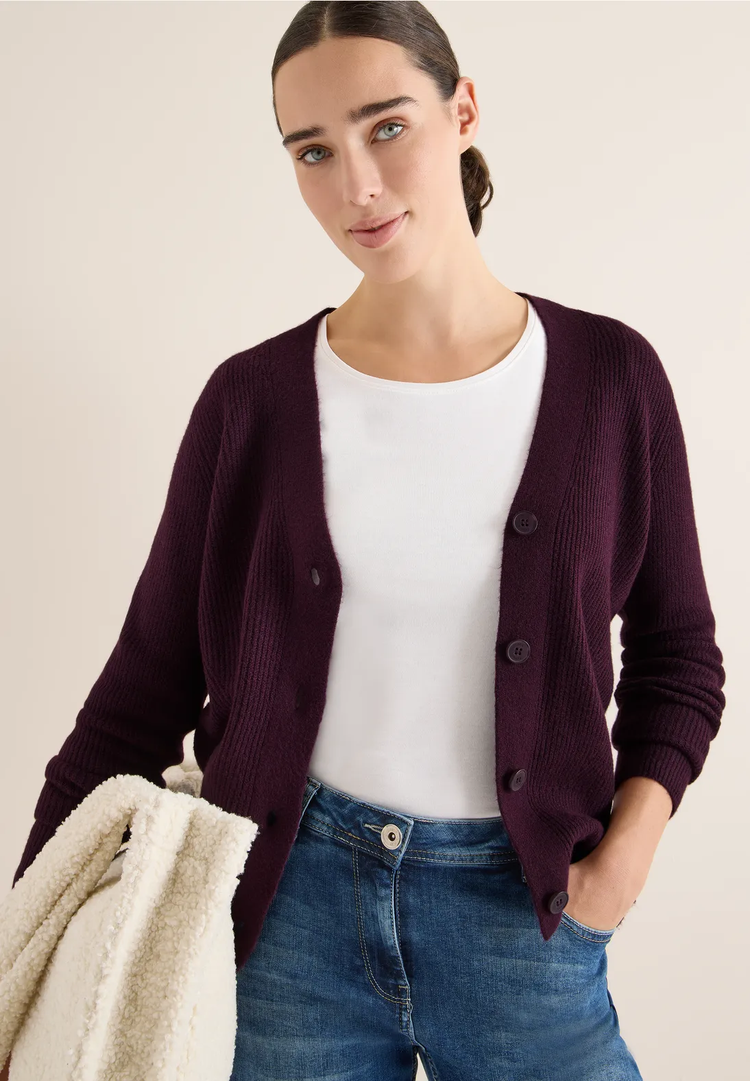 Cecil Cardigan mit Strukturdetail - Eggplant Red