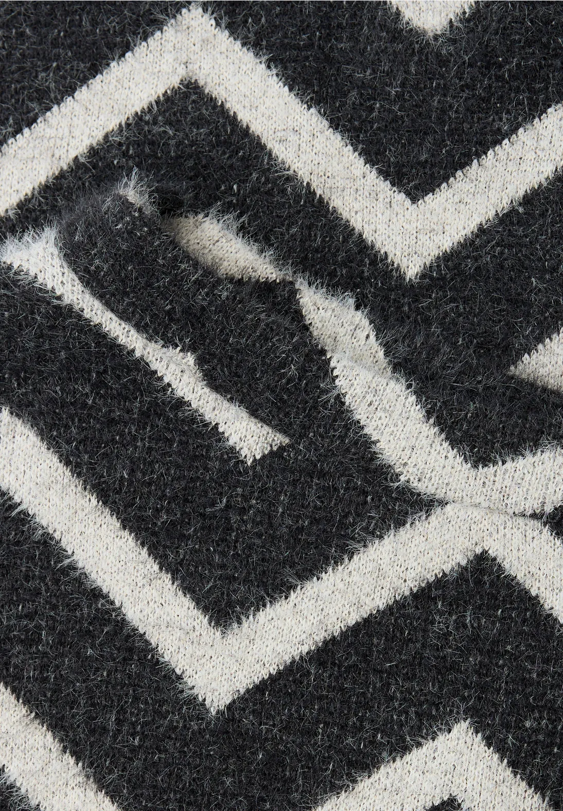 Street One Fluffy Shirt - Black