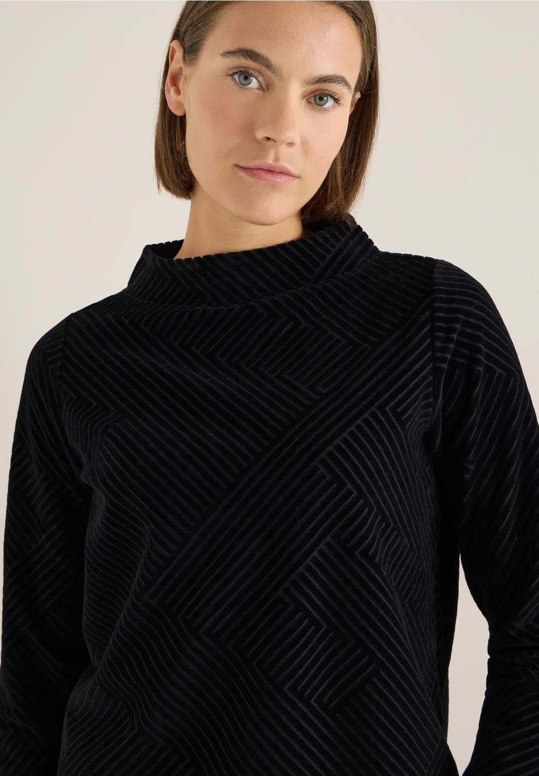 Cecil Shirt met Structuur en Trechtervormige Hals - Black
