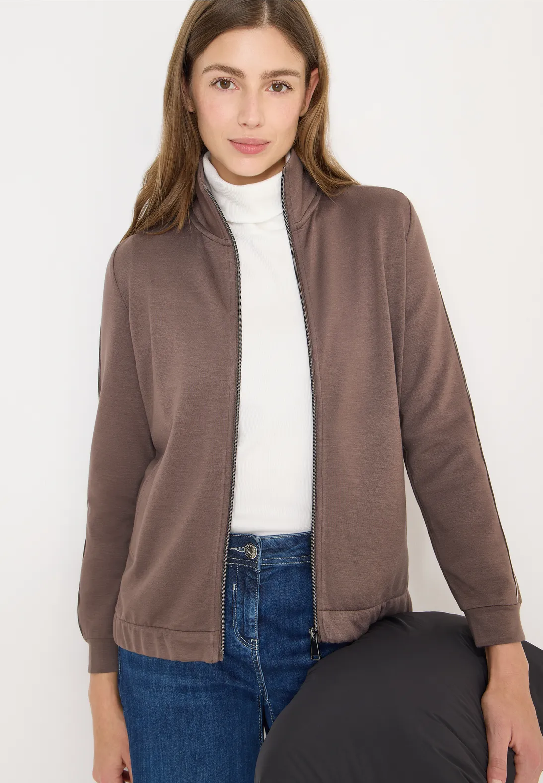 Cecil Jas met Tape - Urban Taupe