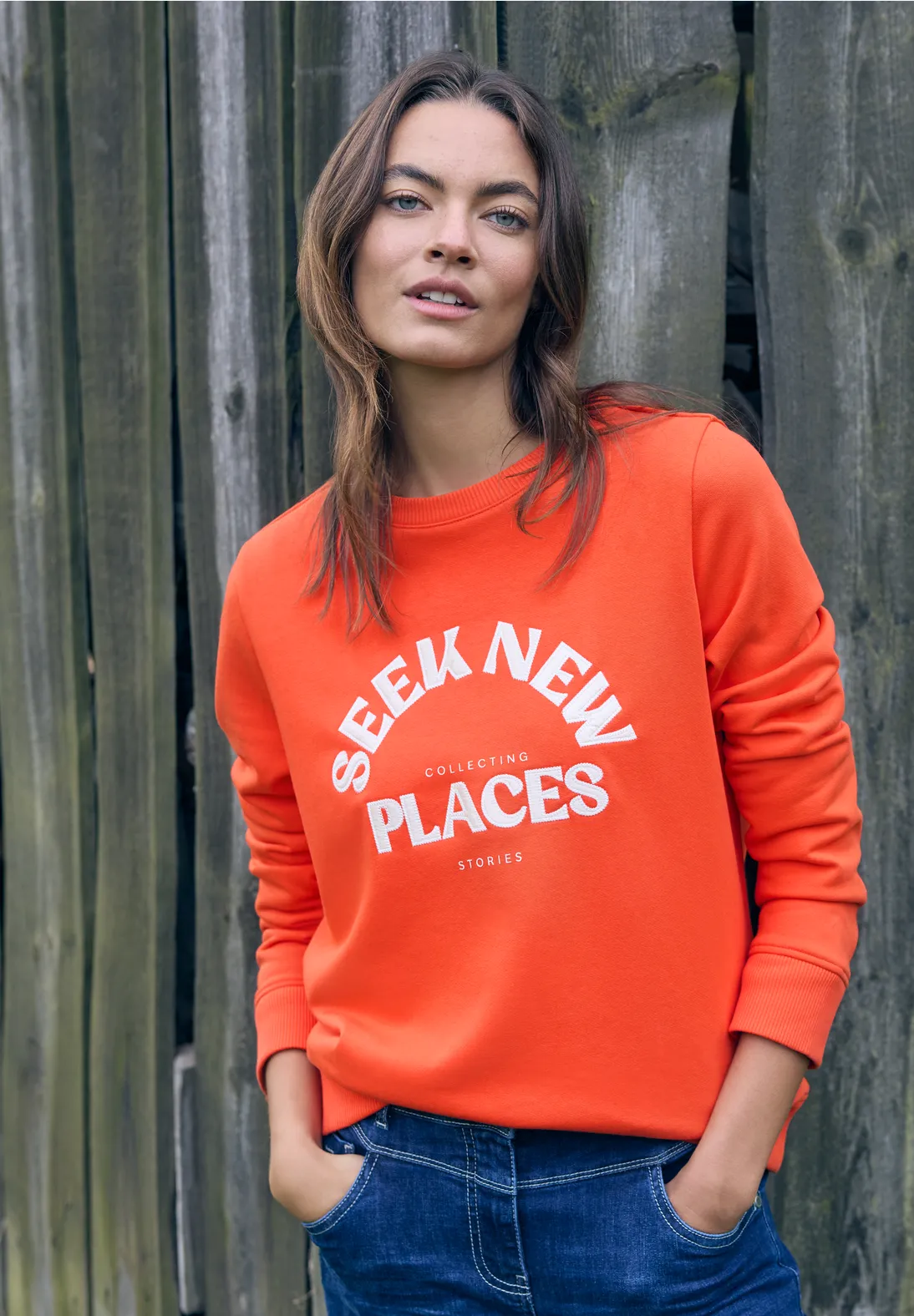 Cecil Embroidery Sweatshirt - Cherry Tomato Orange